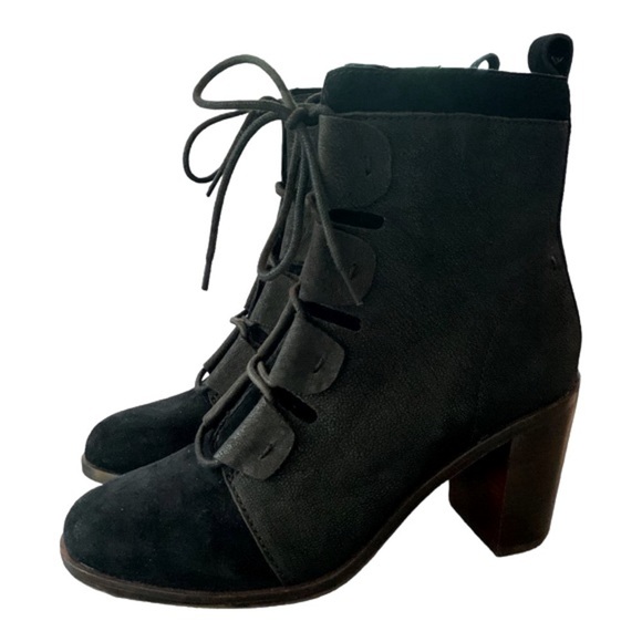 ED Ellen Degeneres NWOT Wallee Black Leather Suede Lace-Up Ankle Boots sz 9.5 - Picture 2 of 9